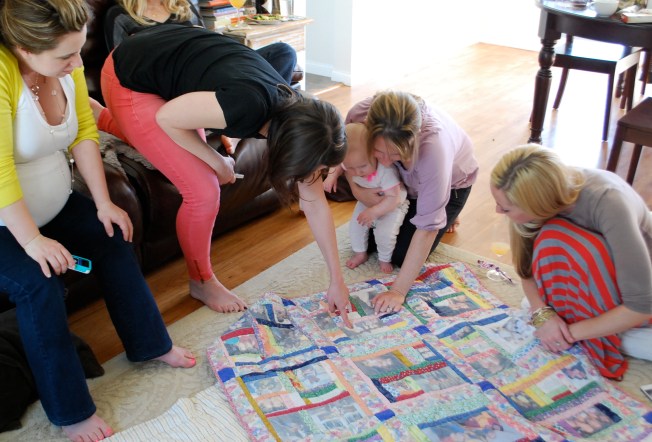 checking out the quilt