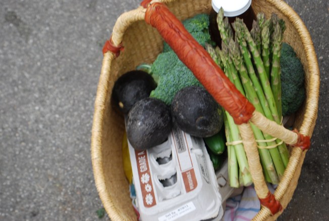 farmers market in april