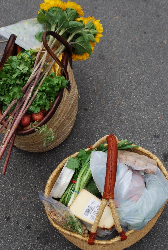 farmers market baskets