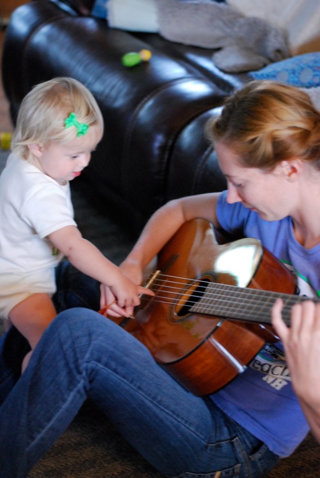 auntie lindsey guitar