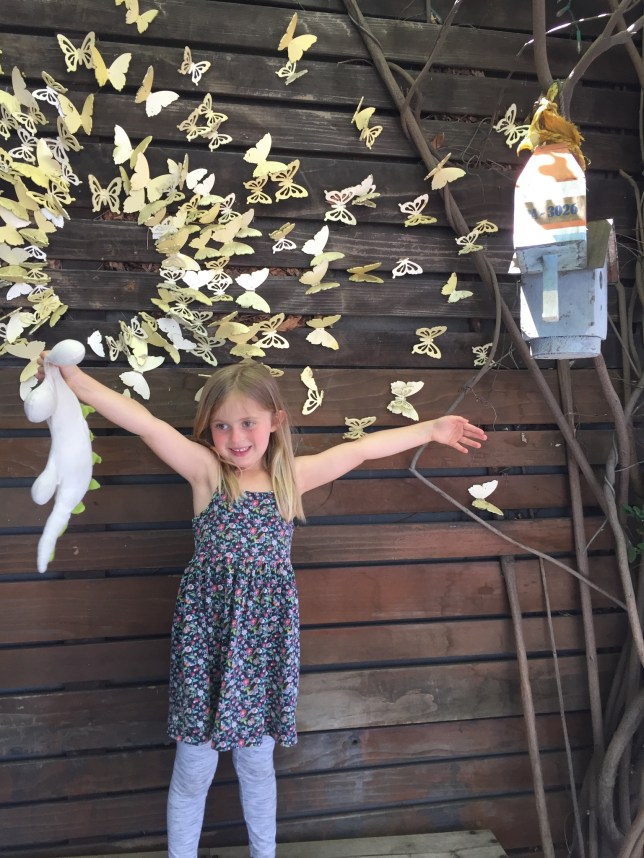 F0BDDDA6-EC70-4003-A5EF-01F47AD7CFA2